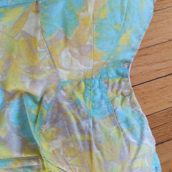 Free With Purchase - Strapless Floral Dress - Picture 4 of 7